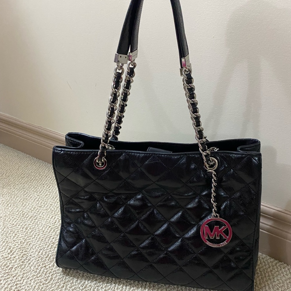 Michael Kors quilted purse with silver detai